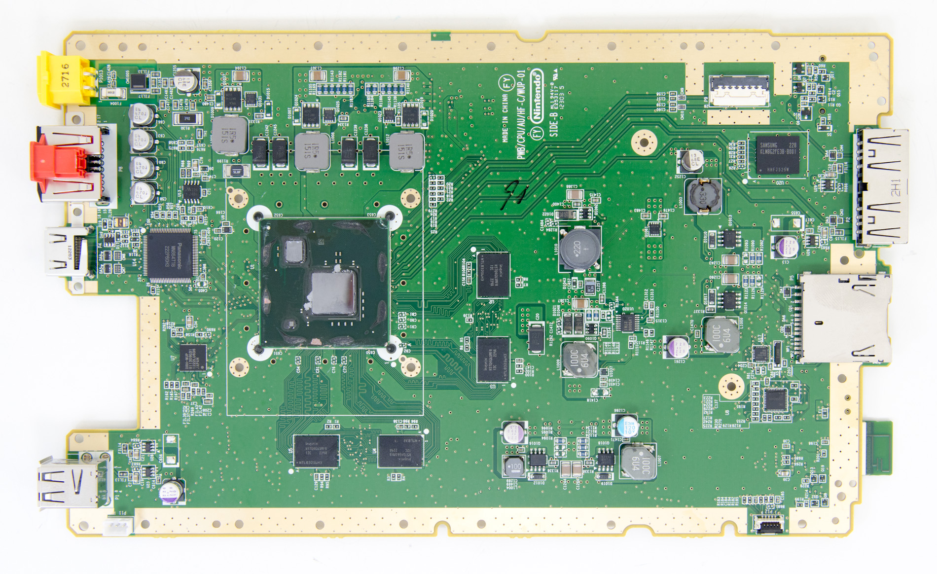 Wii U in ihre Einzelteile zerlegt Hardwareluxx