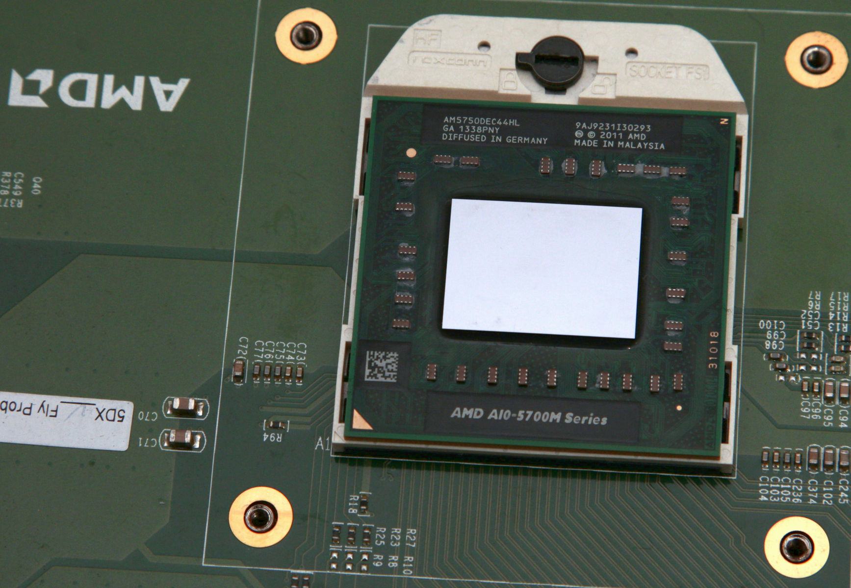 AMD_5750M_4589N.jpg