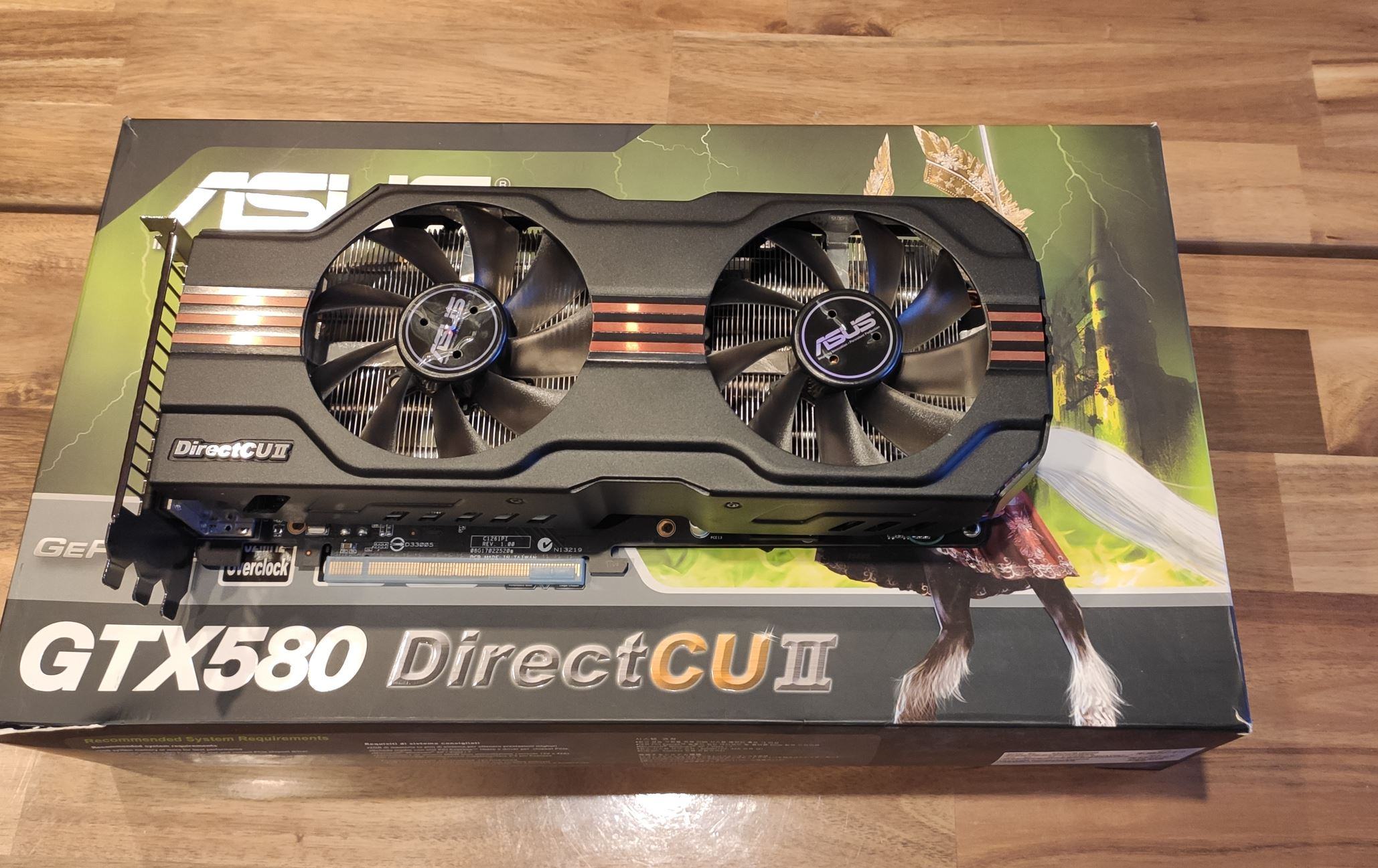 Asus GTX 580 OVP.JPG