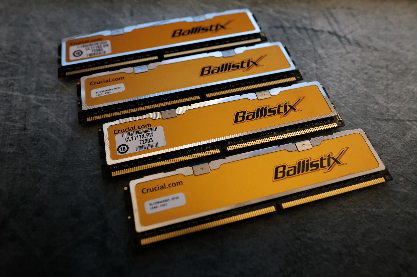 Ballistix_PC2-5300.JPG