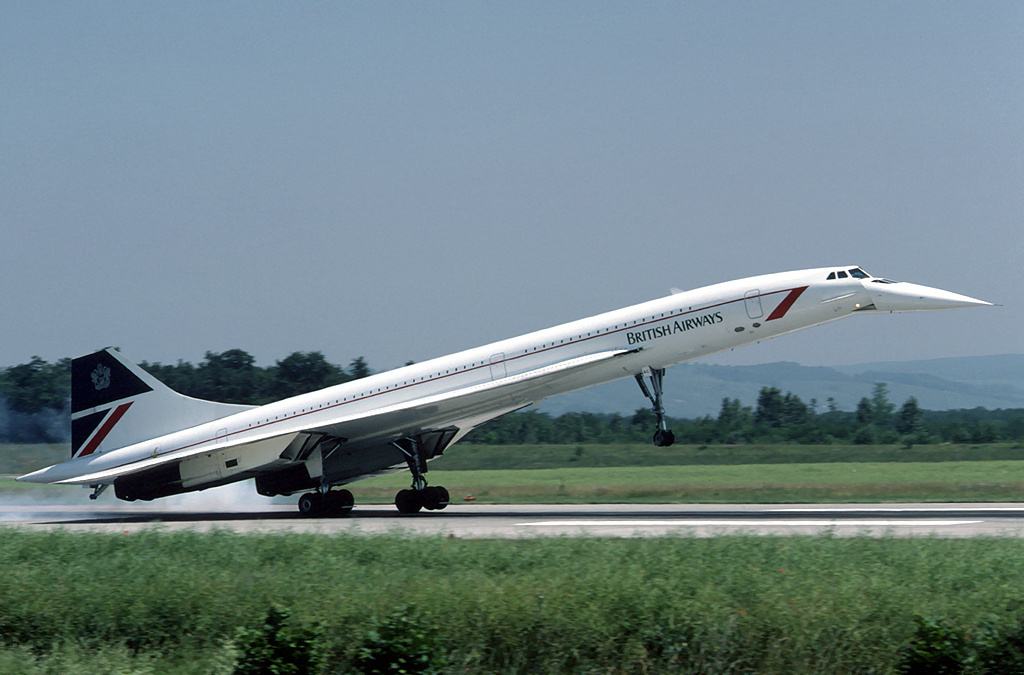 British_Airways_Concorde_G-BOAC_02.jpg