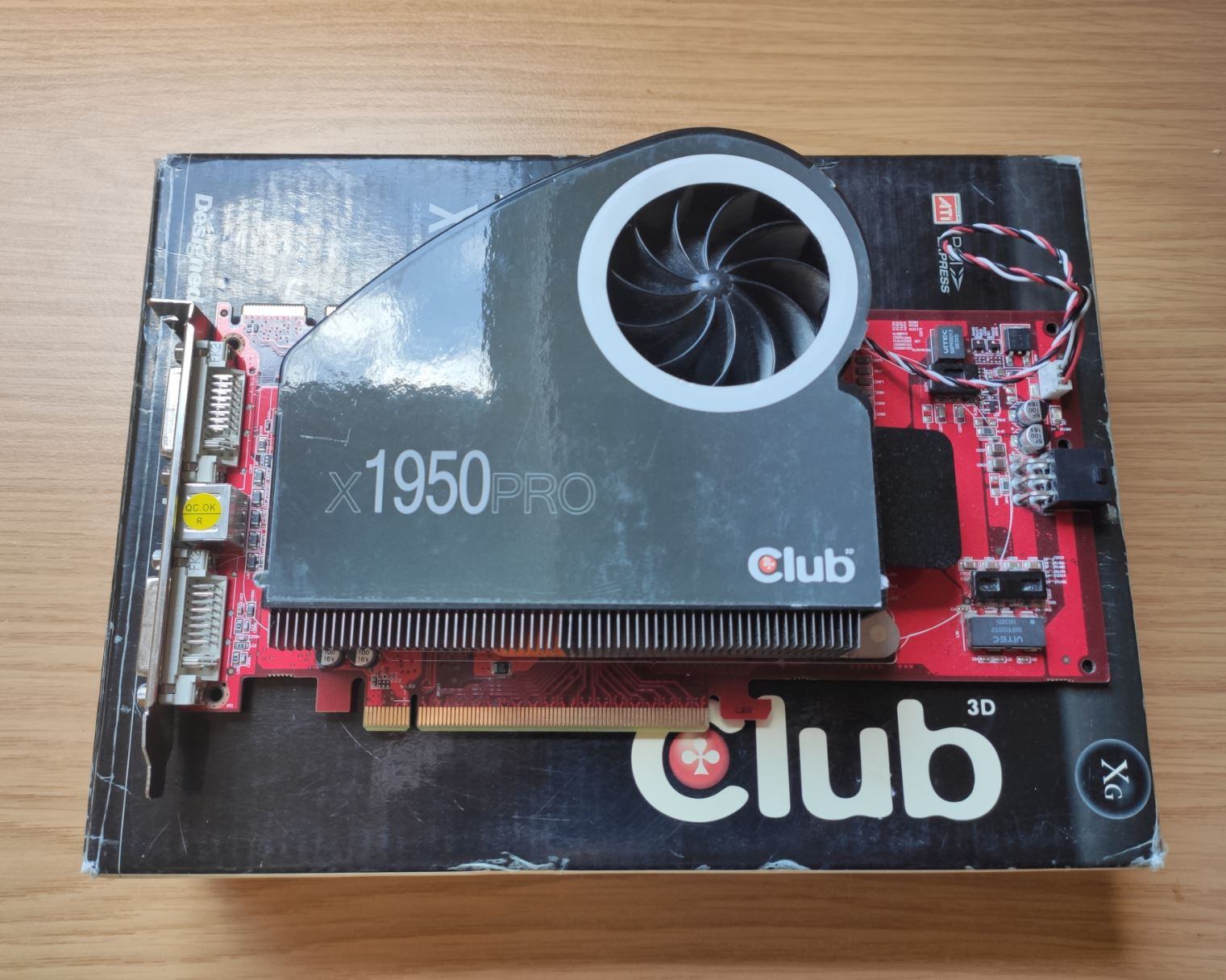 Club 3D Radeon !950 PRO.JPG