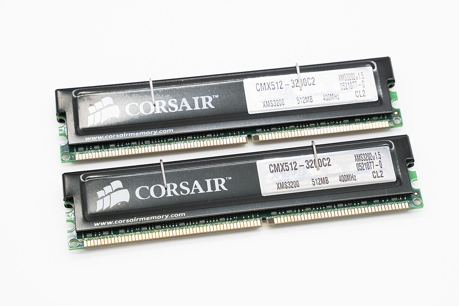 Corsair_3200c2.jpg