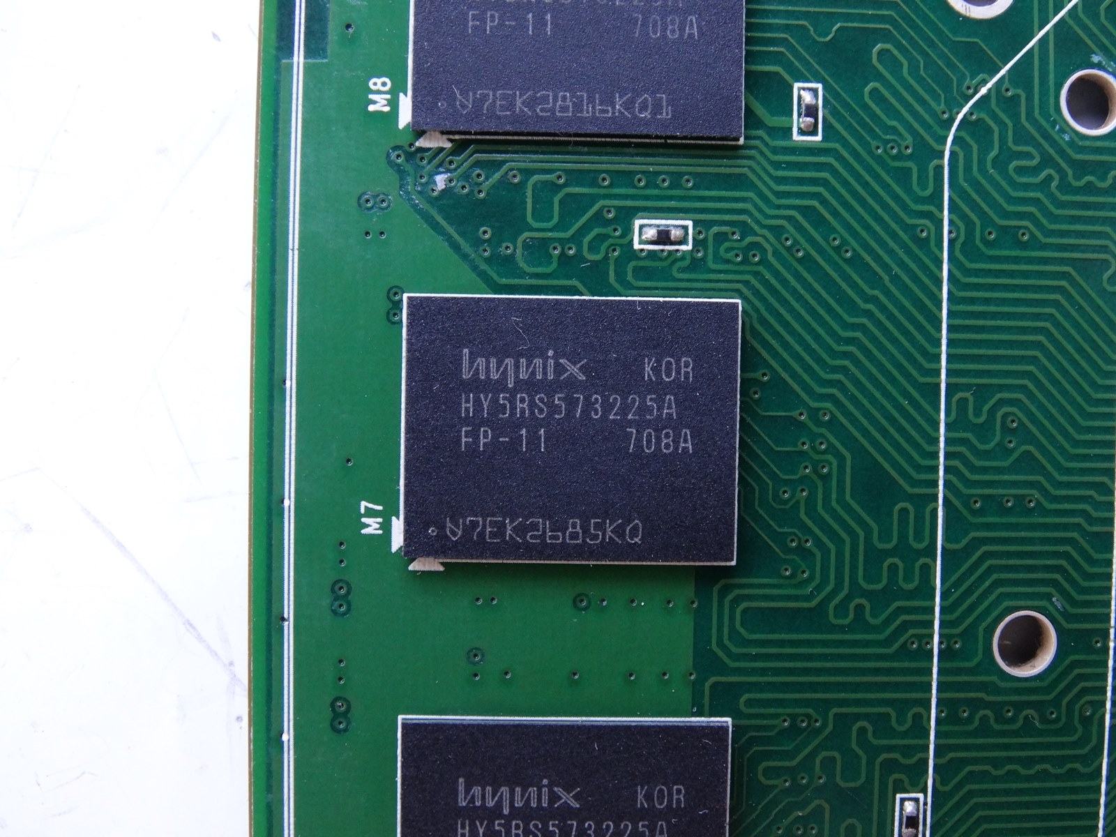 Foxconn Geforce 8800 GTS 320 MB Karte 1 (7).JPG