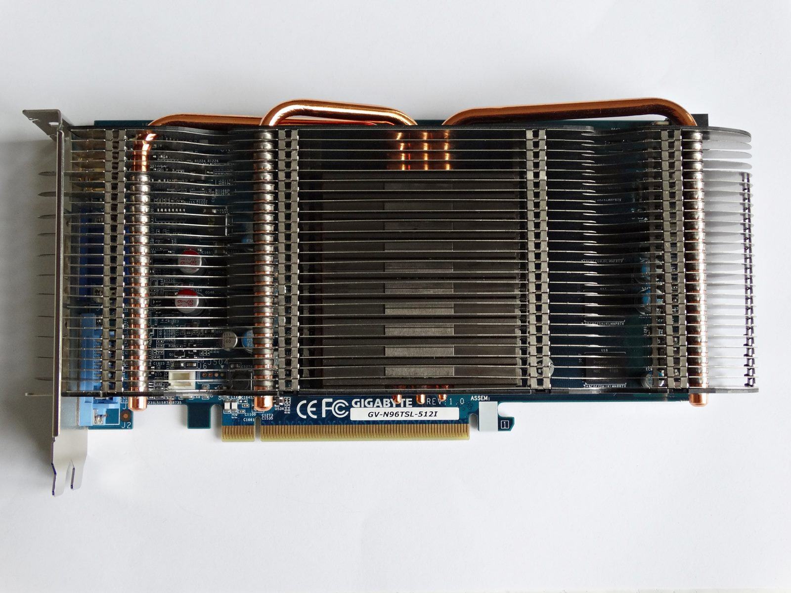 Gigabyte Geforce 9600 GT 512 MB Karte 1 (1).JPG