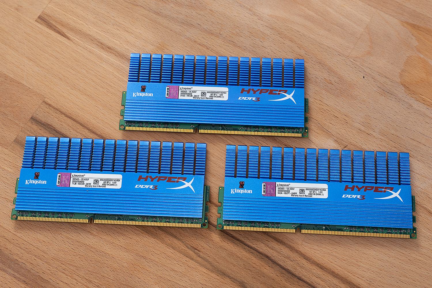 kingston_3x2gb_2000c9_front.jpg