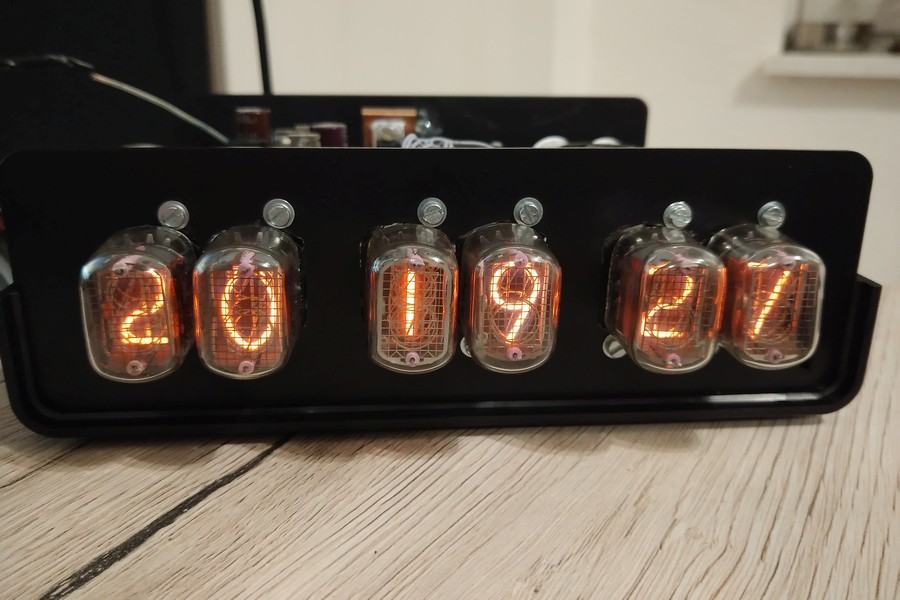 nixie23.jpg