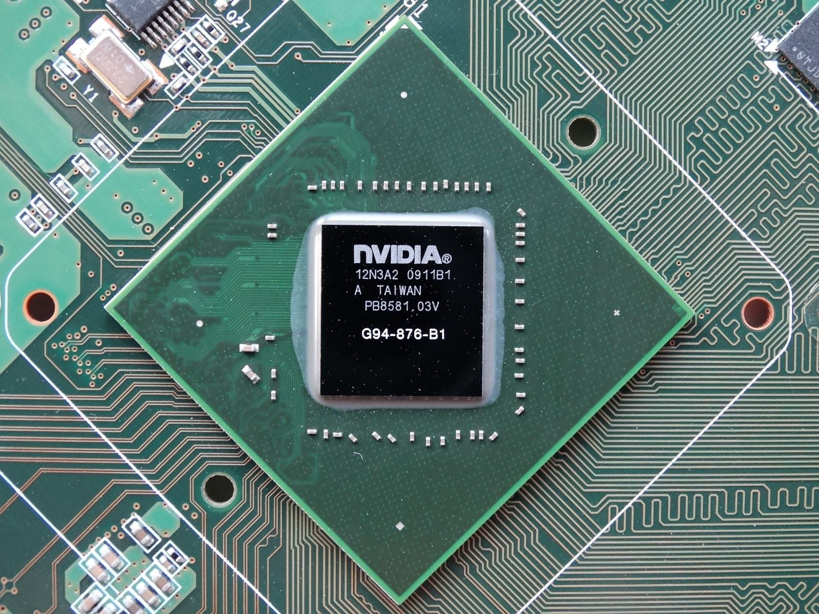 Nvidia QuadroFX 1800 768 MB Karte 1 (5).JPG