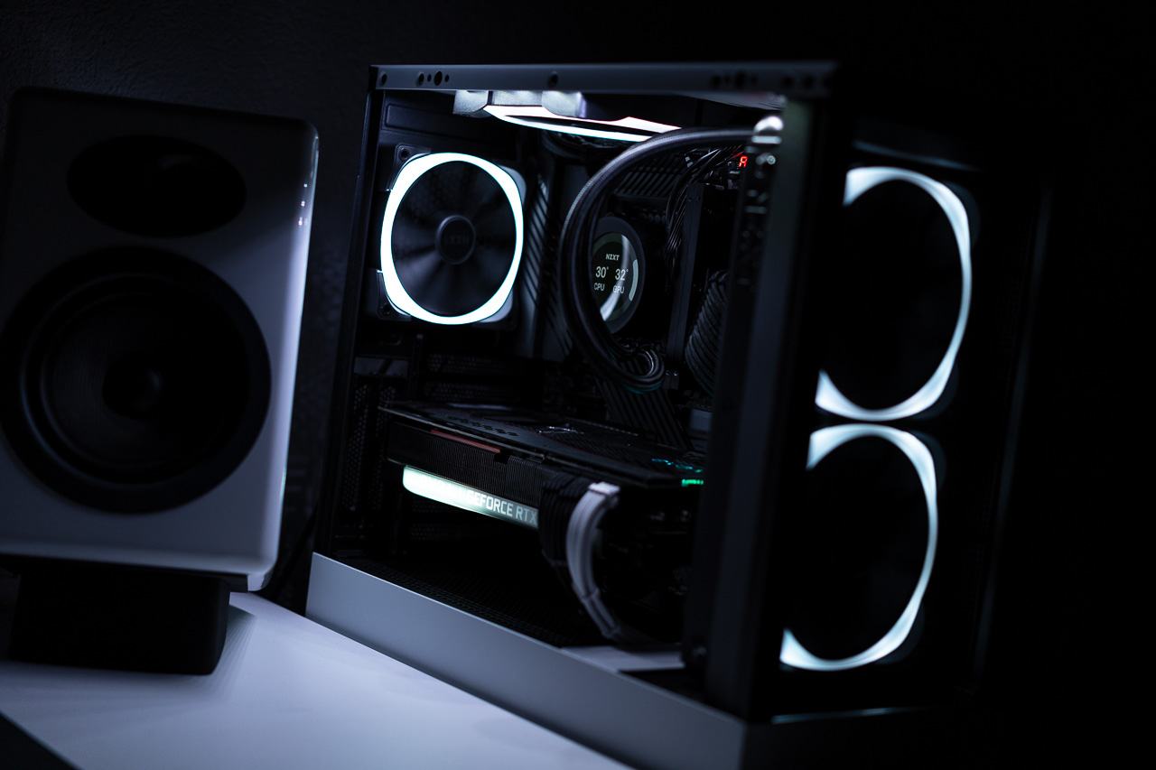 NZXT H510 Elite LuKu web-6.jpg