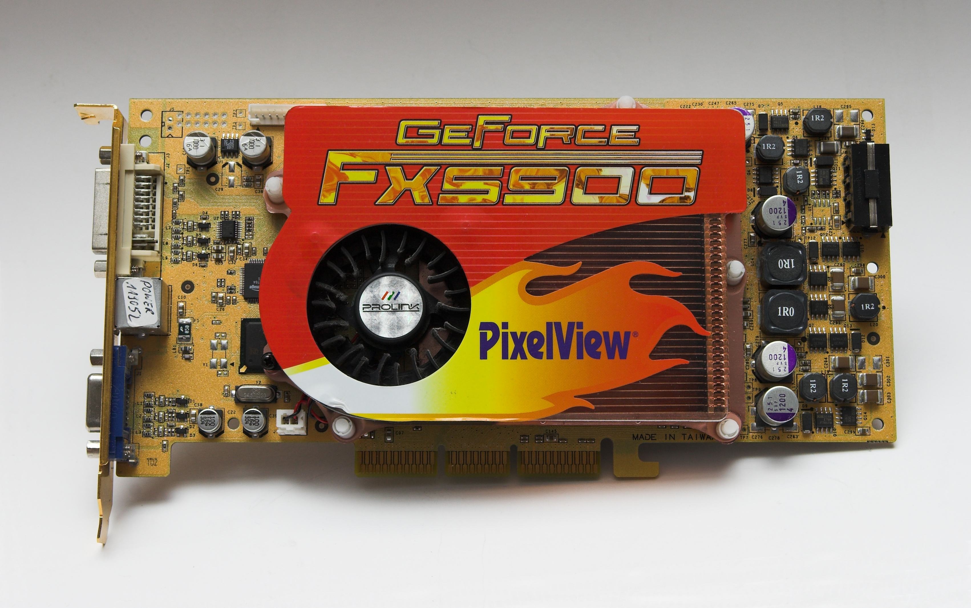 PixelView_GeForce_FX5900.jpg