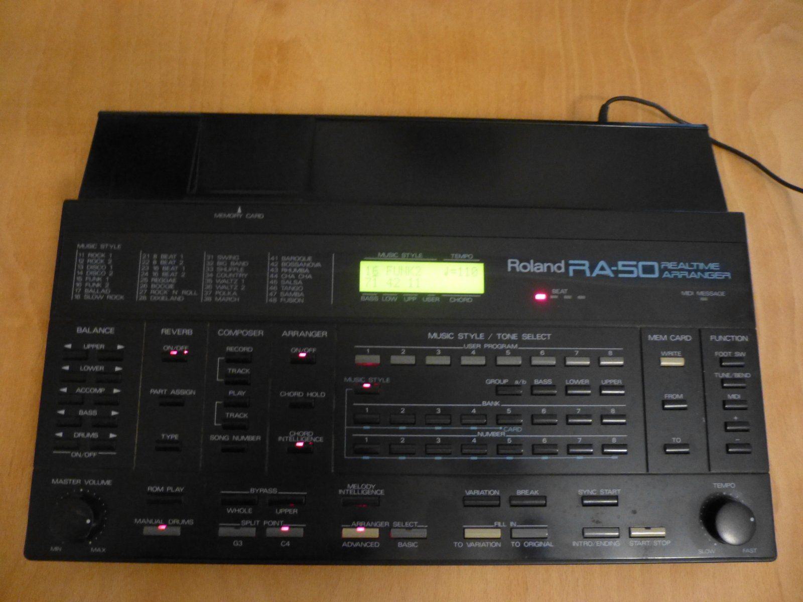 roland_RA50.jpg