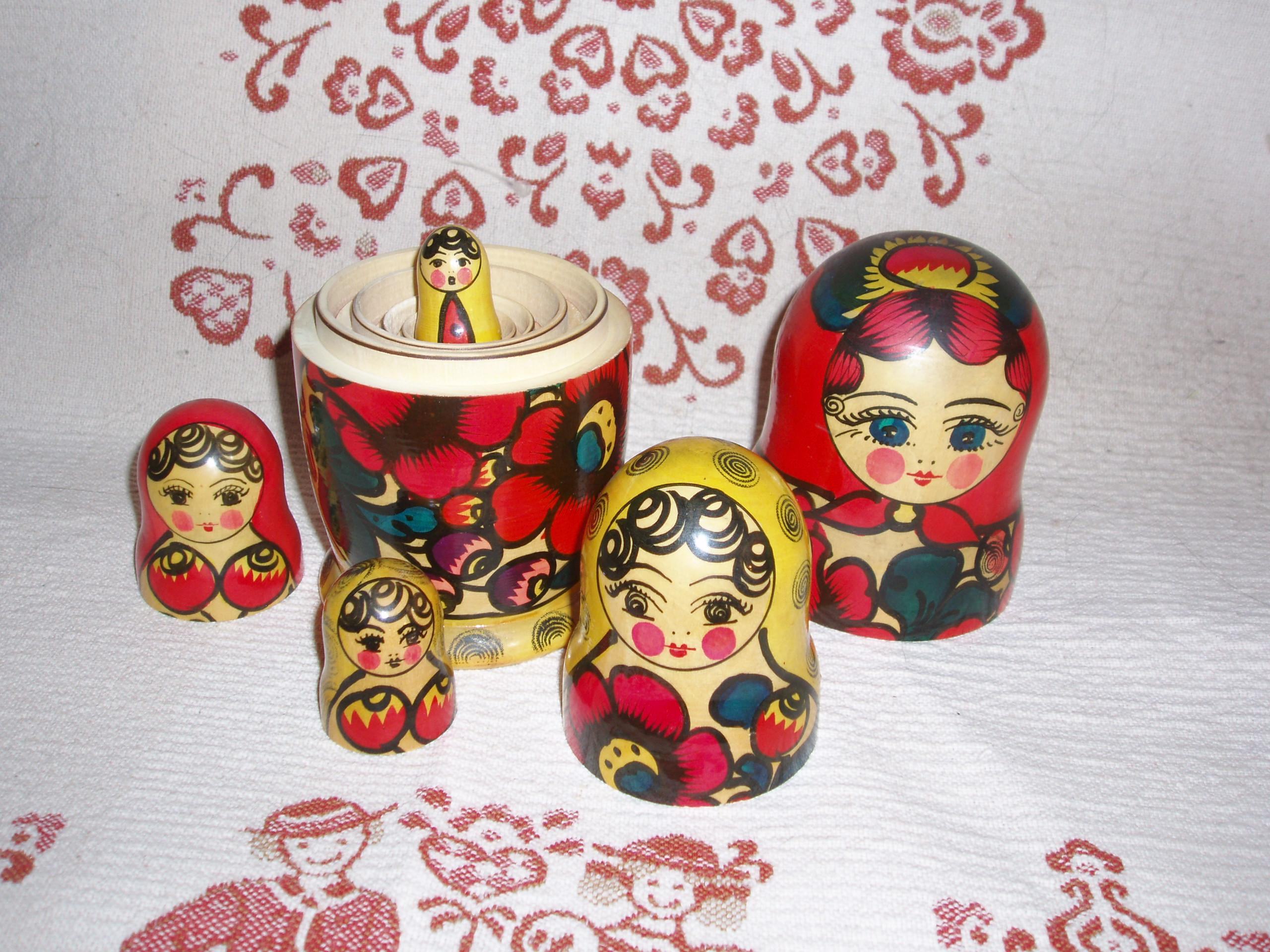 Russian-Matroshka2.jpg