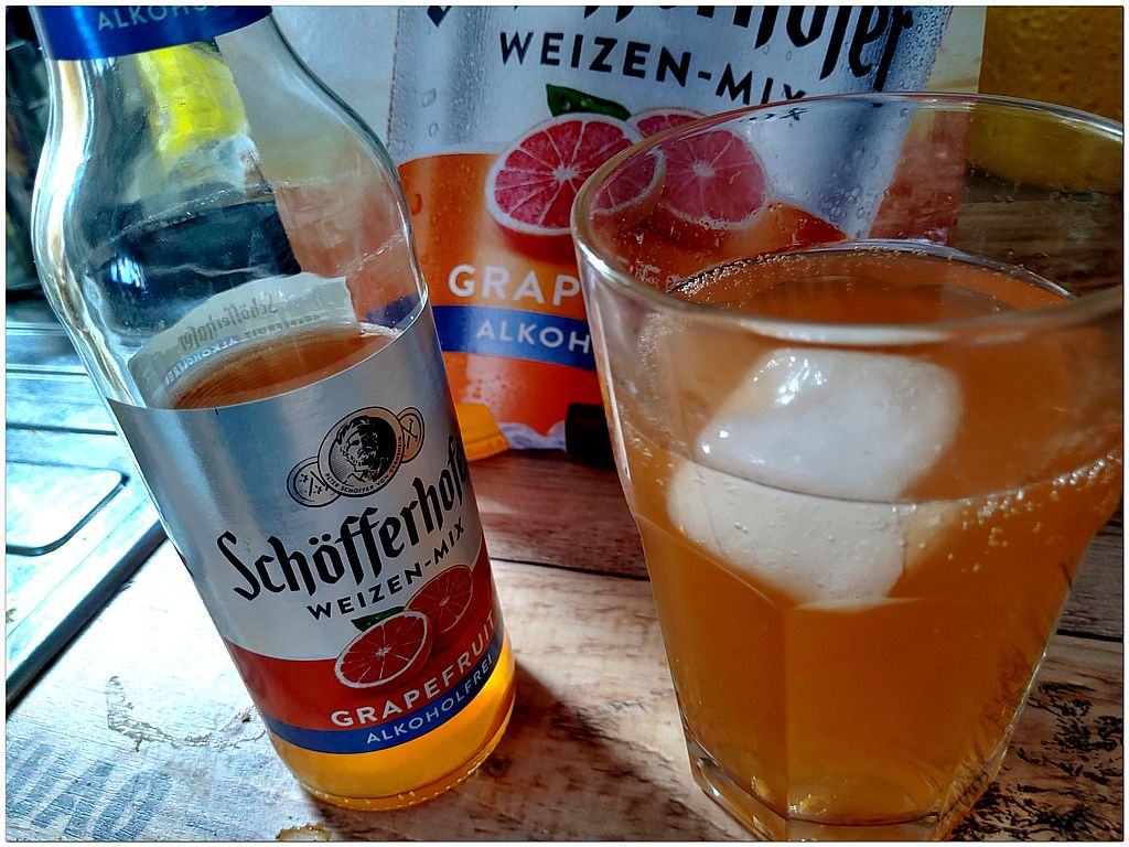 schöffergrapedrink.jpg