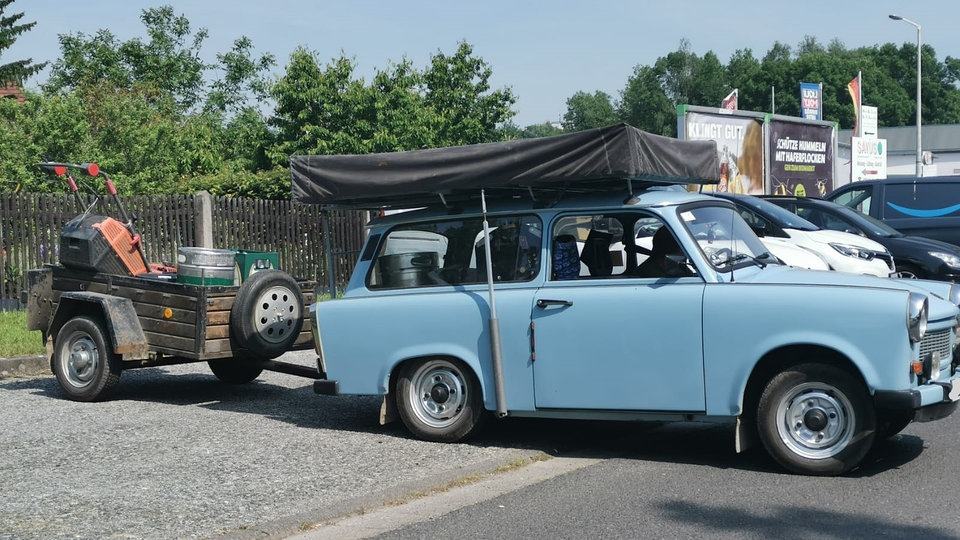 trabant-ueberladen-100-resimage_v-variantSmall16x9_w-960.jpg