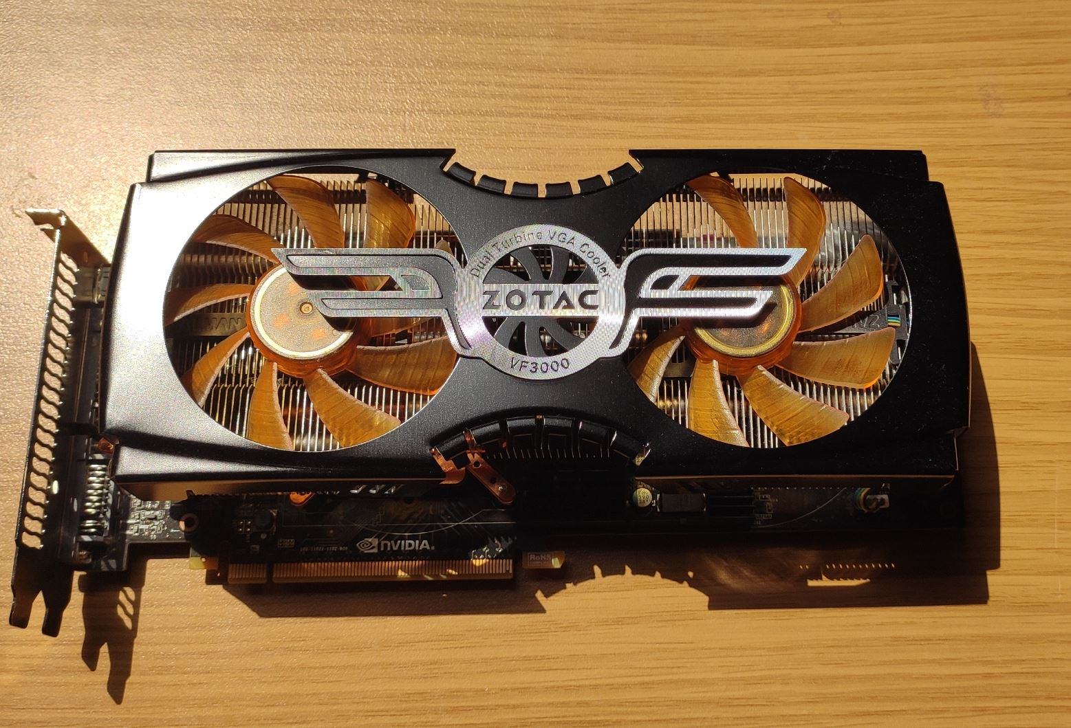 Zotac GTX 480 AMP.JPG