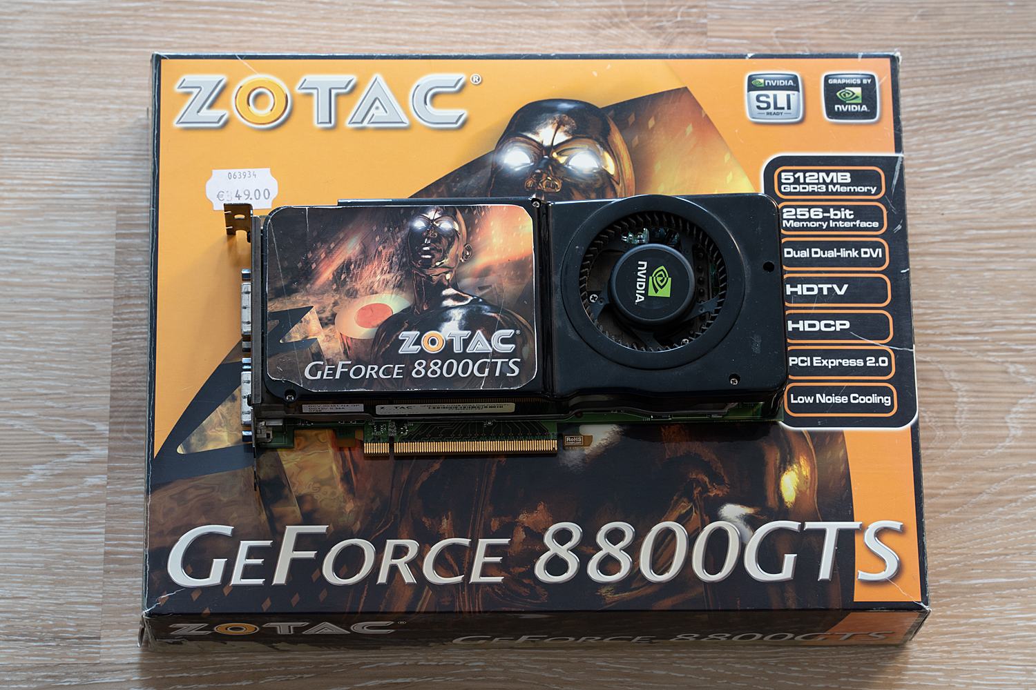 zotac_8800gts512.jpg