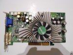 Radeon9800XXL_Medion.jpg