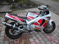 yzf750r1.jpg