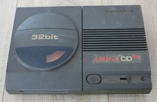 Amiga CD32 (1).jpg