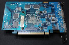 ASUS EN8600GT SILENT HTDP 512M b.jpg