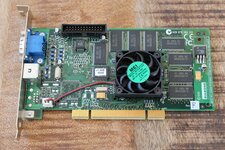 Diamond Viper V550 (TNT 16MB PCI) (1).JPG