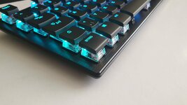 Roccat-Vulcan-TKL-Pro-Verarbeitung-und-Tasten-1024x576.jpg