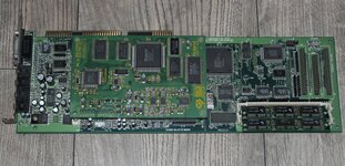 Sound Blaster AWE32 mit Roland SCB-55.jpg