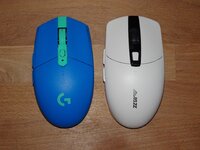 G305 vs. i303 (1).JPG