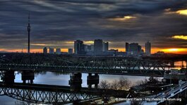 HDR_Donauturm_UNO_SonnenaufgangIMG_3885_3_4_PS_16_9_filtered-2.jpg