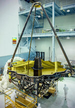 James_Webb_Space_Telescope's_Golden_Mirror_Unveiled_(26076364723).jpg