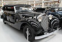 1939_Mercedes_Benz_770K_(31468249550).jpg