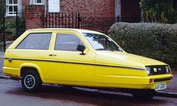 800px-Reliant_Robin_Saloon_England.jpg