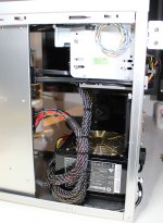 Lian Li PC-A05 (8).jpg