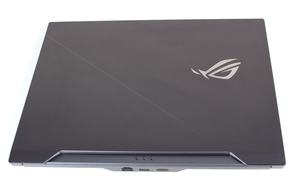 ASUS ROG Zephyrus Duo 15 GX550L im Test