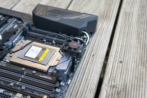 ASUS ROG Zenith Extreme