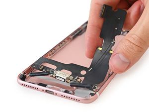 Apple iPhone 7 Plus Teardown by iFixit.