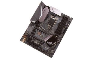 Das ASUS Strix Z270E Gaming in der Übersicht.