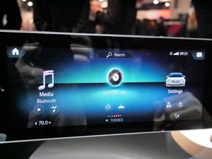 Mercedes-Benz MBUX: Die Menü-Navigation ist horizontal ausgerichtet, große und eindeutige Piktogramme sollen die Bedienung erleichtern
