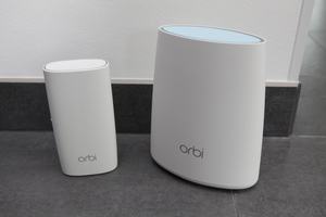 Netgear Orbi RBK40 und RBK30