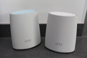 Netgear Orbi RBK40 und RBK30