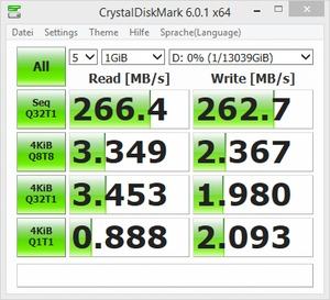 CrystalDiskMark - Seagate IronWolf 14TB