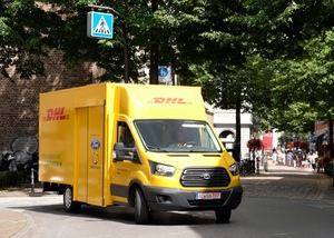 Der StreetScooter Work XL auf Basis des Ford Transit wird zunächst von der Deutschen Post und DHL eingesetzt