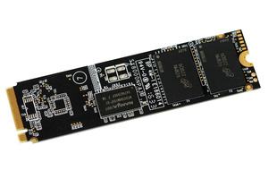 Die ADATA SX8000 SSD im M.2-Format mit NVMe.