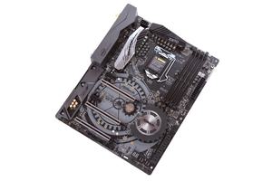 Das ASRock Z370 Taichi in der Übersicht.