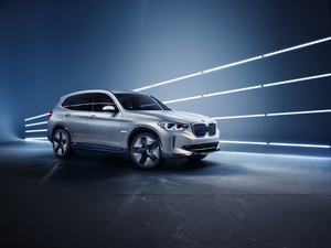 BMW Concept iX3 (Bild: BMW)