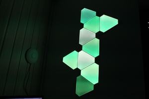 Nanoleaf Lichtpanele mit Rhythm-Modul