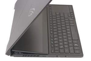 ASUS ROG Zephyrus Duo 15 SE GX551QS im Test