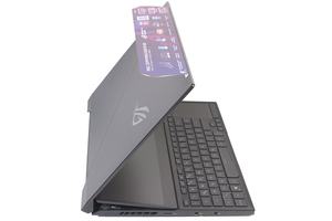 ASUS ROG Zephyrus Duo 15 SE GX551QS im Test