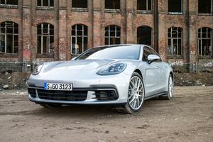 Porsche Panamera 4S Diesel