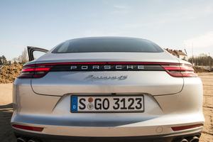 Porsche Panamera 4S Diesel